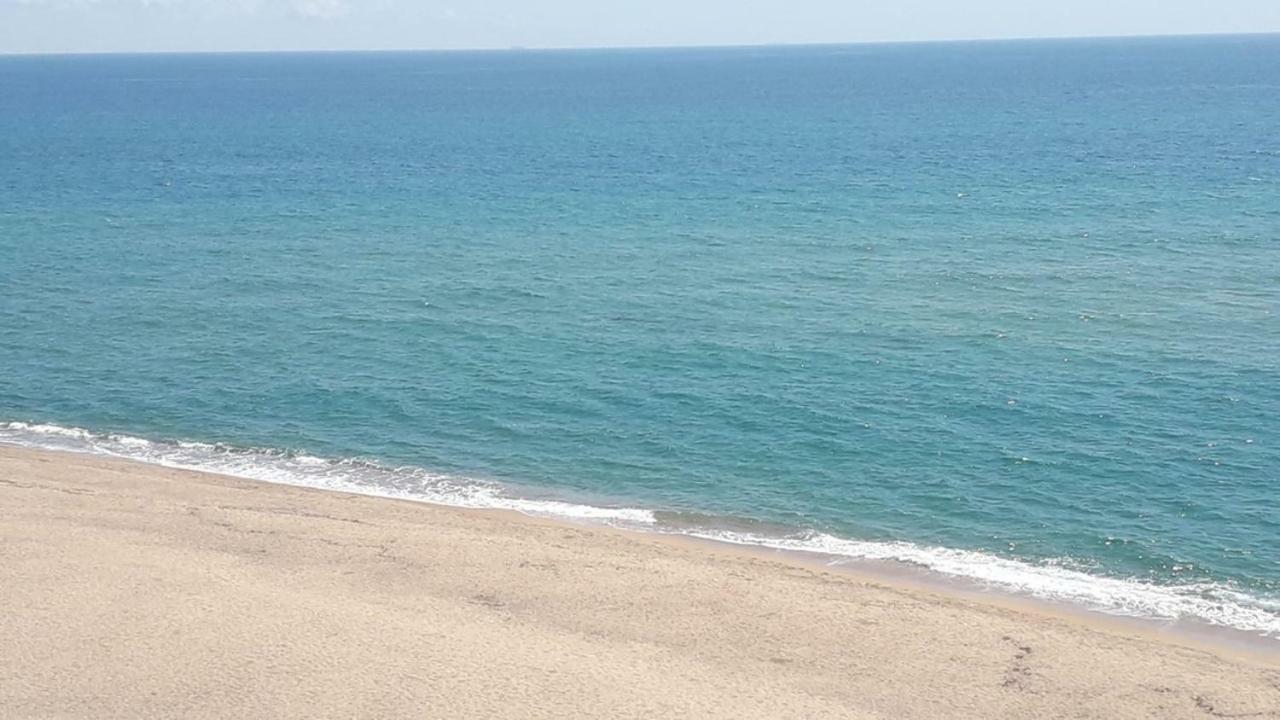 Apartamentos Bon Repos سانتا سوزانا المظهر الخارجي الصورة